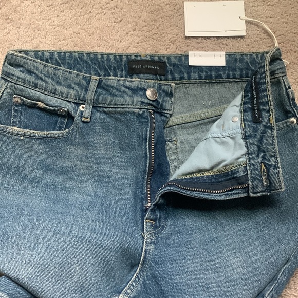Free Assembly - The Super High Crop Wife Straight Jeans Sz 10 - Picture 6 of 11